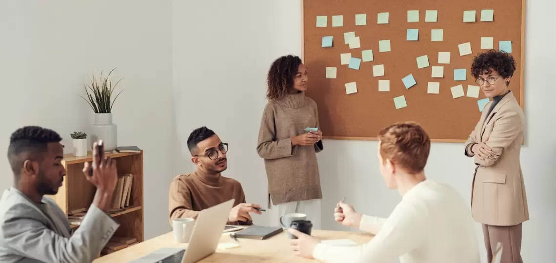 In-House vs Agency PR: Which Is Better for Your Business?